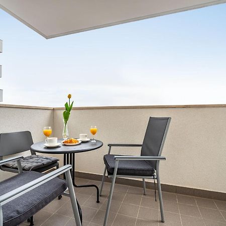 Ap Stella, Center Of Zadar, 2Br, Parkingアパートメント エクステリア 写真