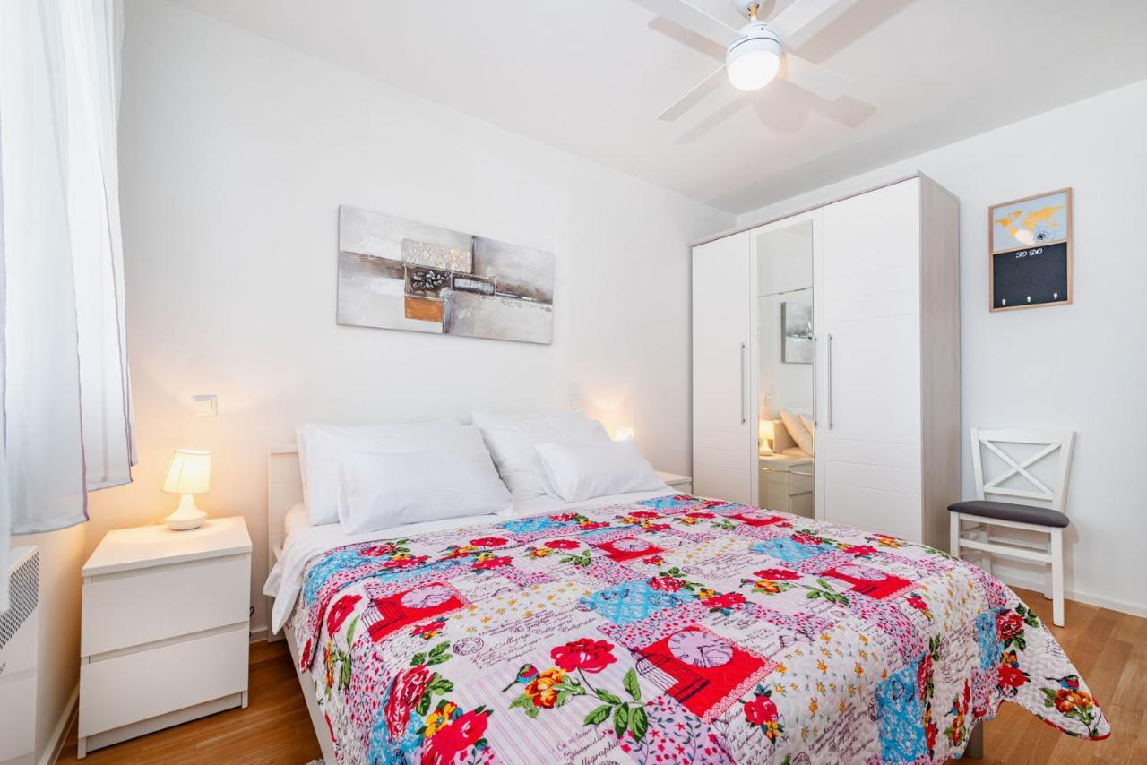 Ap Stella, Center Of Zadar, 2Br, Parkingアパートメント エクステリア 写真